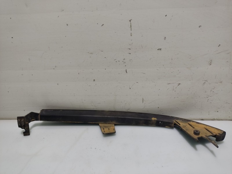 Recambio de moldura para renault clio i fase i+ii (b/c57) referencia OEM IAM 7700797659  