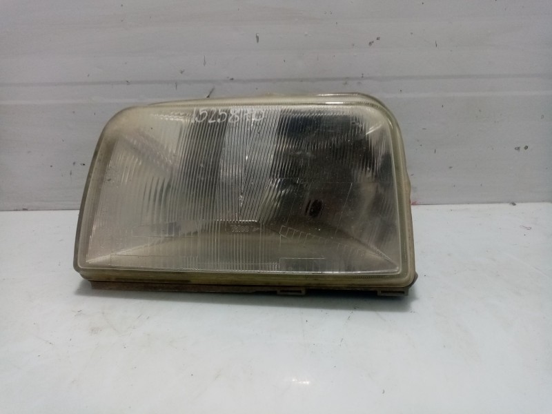 Recambio de faro izquierdo para renault rapid/express (f40) referencia OEM IAM 7701035230   Recambio de faro izquierdo para renault rapid/express (f40) referencia OEM IAM 7701035230
