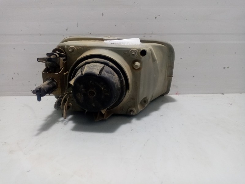 Recambio de faro izquierdo para renault rapid/express (f40) referencia OEM IAM 7701035230   Recambio de faro izquierdo para renault rapid/express (f40) referencia OEM IAM 7701035230