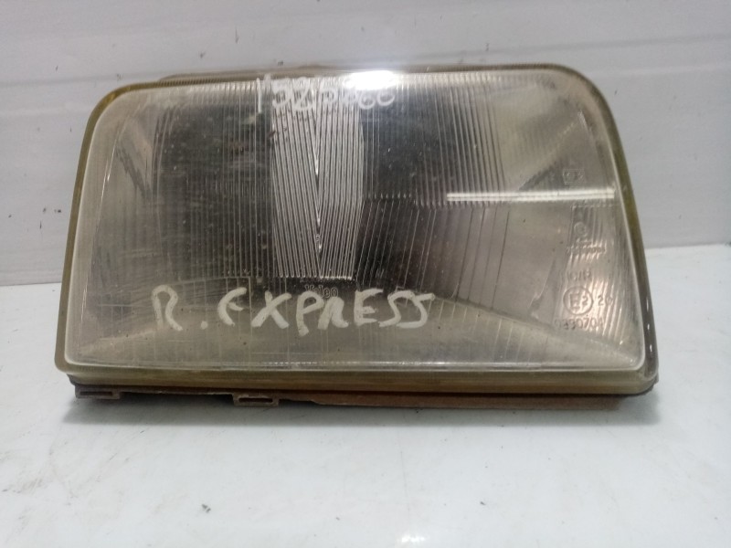 Recambio de faro derecho para renault rapid/express (f40) referencia OEM IAM 770135231  