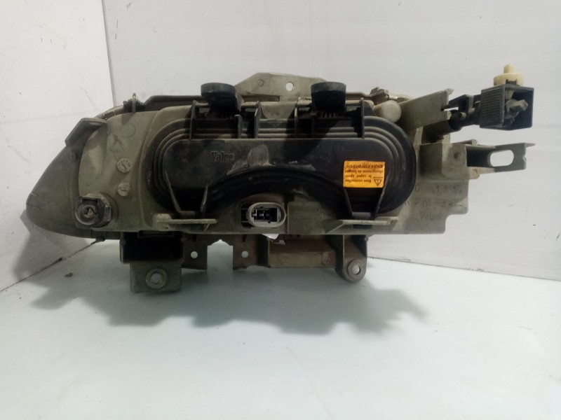 Recambio de faro derecho para renault laguna (b56) referencia OEM IAM 7701038262   Recambio de faro derecho para renault laguna (b56) referencia OEM IAM 7701038262