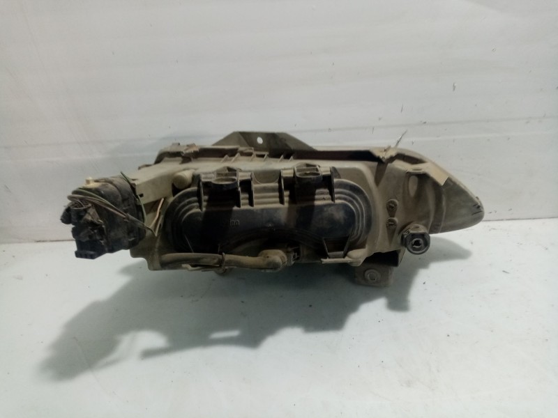 Recambio de faro izquierdo para renault laguna (b56) referencia OEM IAM 77011038269   Recambio de faro izquierdo para renault laguna (b56) referencia OEM IAM 77011038269