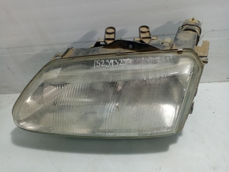 Recambio de faro izquierdo para renault laguna (b56) referencia OEM IAM 77011038269   Recambio de faro izquierdo para renault laguna (b56) referencia OEM IAM 77011038269