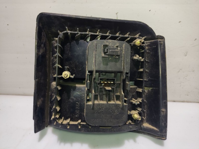 Recambio de piloto trasero izquierdo para renault 21 nevada (k48) referencia OEM IAM PTIR2119861989  