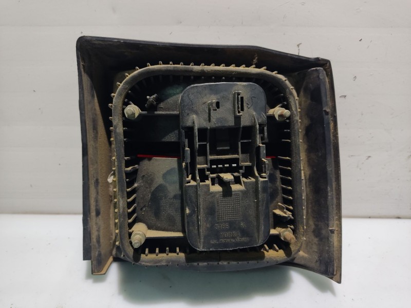 Recambio de piloto trasero izquierdo para renault 21 berlina (b/l48) referencia OEM IAM PTIR2119861989  