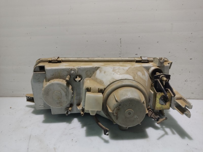 Recambio de faro derecho para renault 11 referencia OEM IAM 7702147561  