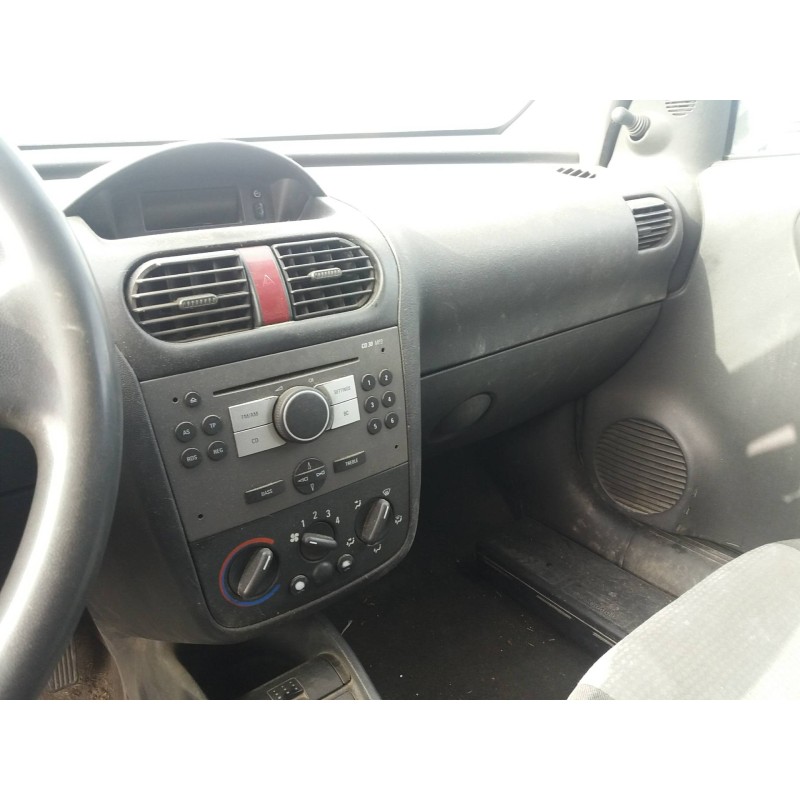 opel combo (corsa c) 1.7 16v cdti   |   0.01 - ... | 2001 | 101 cv / 74 kw del año 2001