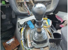 Recambio de palanca cambio para opel omega b (v94) 2.5 td (f69, m69, p69) referencia OEM IAM 738253  