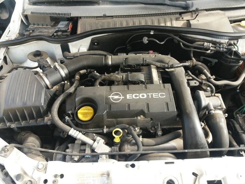 opel combo (corsa c) 1.7 16v cdti   |   0.01 - ... | 2001 | 101 cv / 74 kw del año 2001