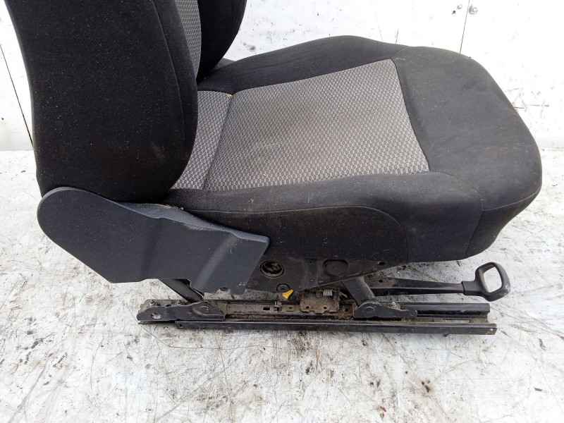 Recambio de asiento delantero derecho para volkswagen polo v (6r1, 6c1) 1.4 (6r1) referencia OEM IAM   