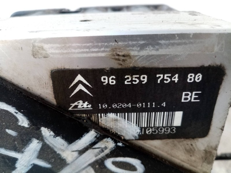 Recambio de abs para citroen xantia berlina    |   0.93 - 0.97 | 1993 - 1997 referencia OEM IAM 10094811023 03113328 9625975480