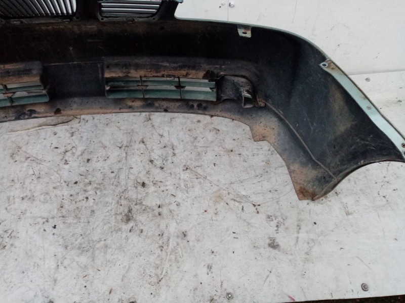 Recambio de paragolpes delantero para daewoo nubira sedán (j200) 1.6 referencia OEM IAM 96545493  