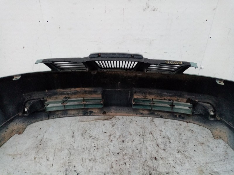 Recambio de paragolpes delantero para daewoo nubira sedán (j200) 1.6 referencia OEM IAM 96545493  