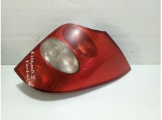 Recambio de piloto trasero derecho para renault laguna ii grandtour (kg0) referencia OEM IAM 8200002472  8200703489