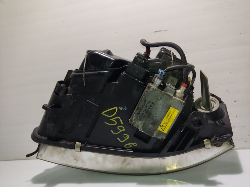 Recambio de faro derecho para audi a6 c5 (4b2, 4b4) 2.5 tdi referencia OEM IAM 4B0941030AB  