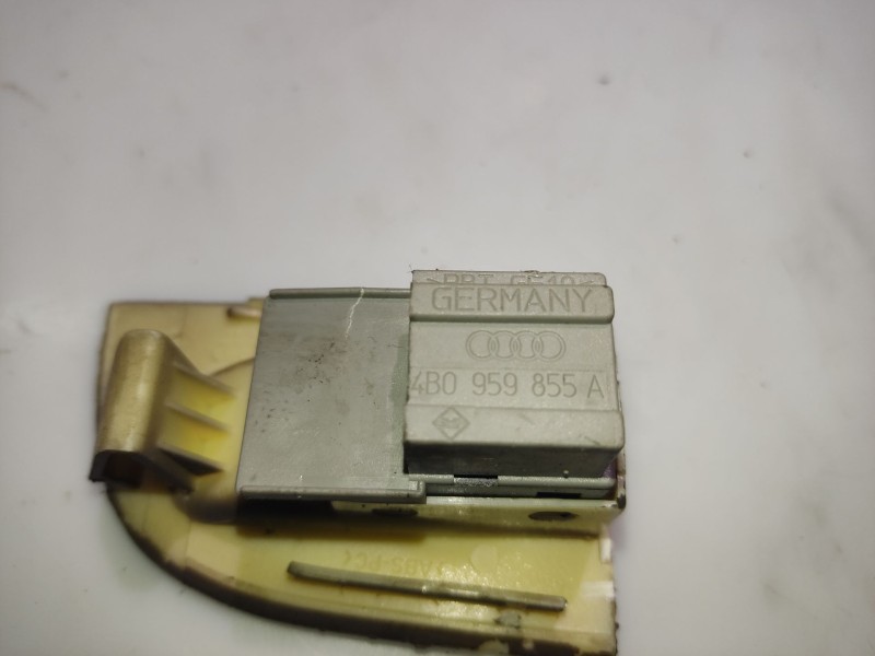 Recambio de mando elevalunas trasero izquierdo para audi a6 c5 (4b2, 4b4) 2.5 tdi referencia OEM IAM 4B0959855A  