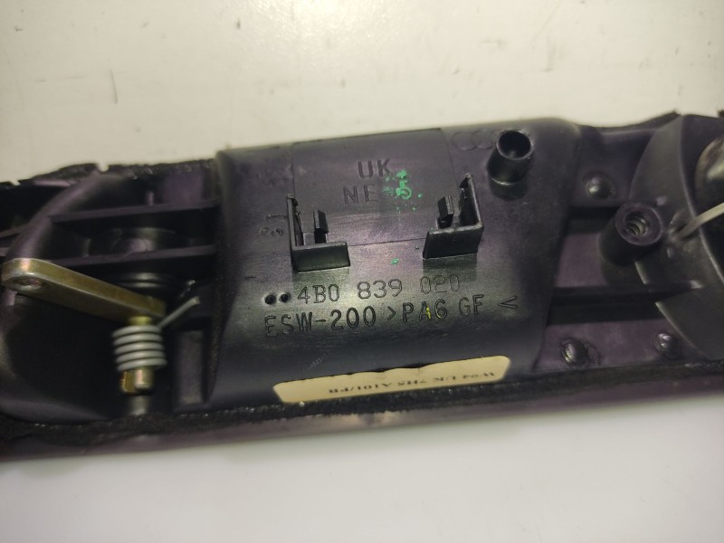Recambio de maneta interior trasera derecha para audi a6 c5 (4b2, 4b4) 2.5 tdi referencia OEM IAM 4B0839020  