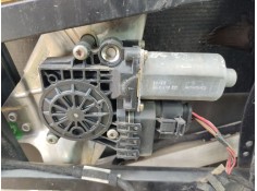 Recambio de motor elevalunas trasero izquierdo para audi a6 c5 (4b2, 4b4) 2.5 tdi referencia OEM IAM   