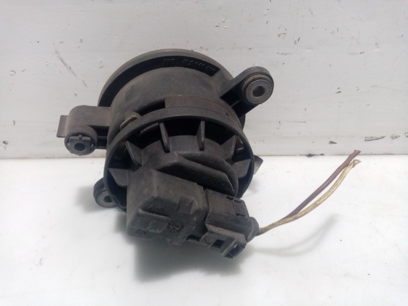 Recambio de faro antiniebla derecho para seat ibiza iii (6l1) 1.9 sdi referencia OEM IAM 6L0941703  