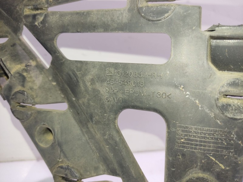 Recambio de moldura para opel corsa c (x01) 1.3 cdti (f08, f68) referencia OEM IAM 13120832  