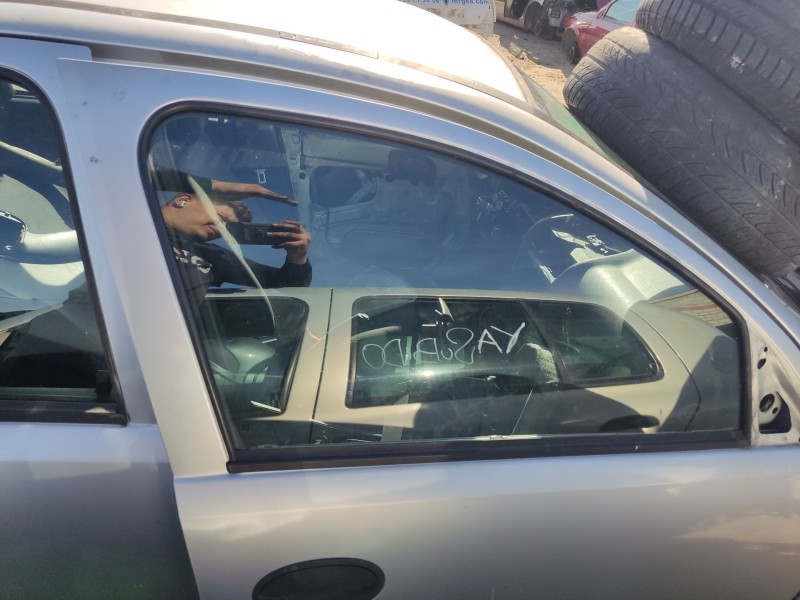 Recambio de luna delantera derecha para opel corsa c (x01) 1.3 cdti (f08, f68) referencia OEM IAM 13205913  