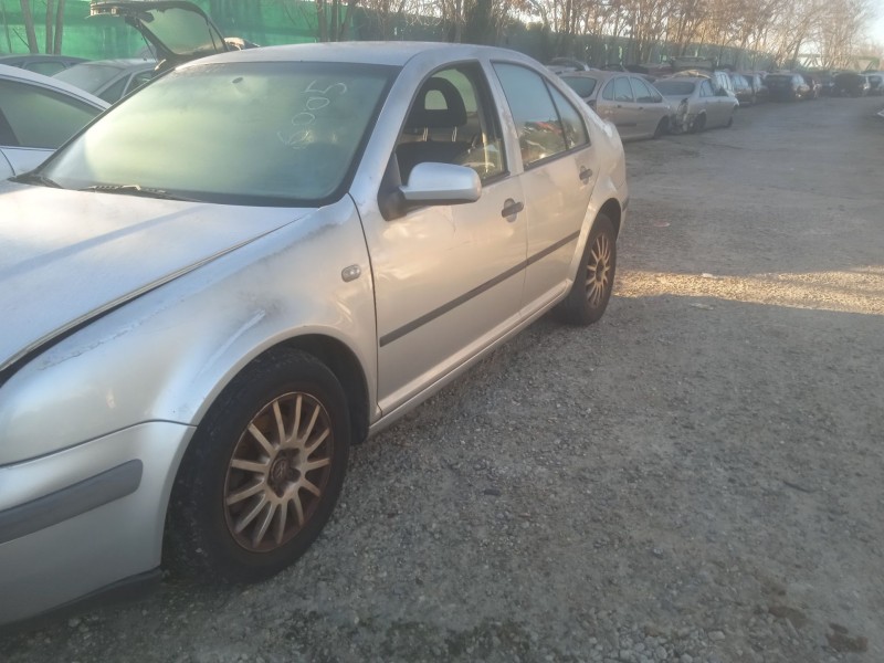 vw bora variant (1j6) del año 2001