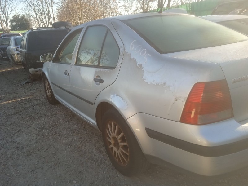 vw bora variant (1j6) del año 2001
