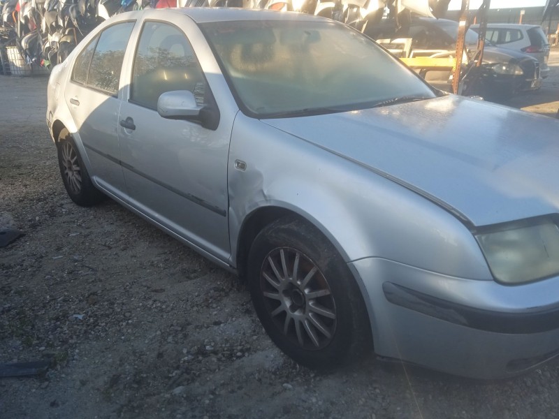 vw bora variant (1j6) del año 2001