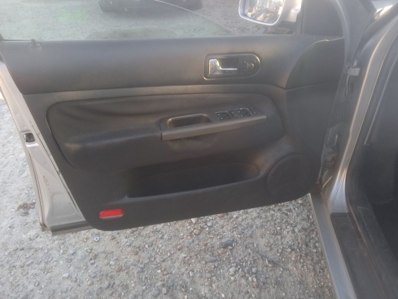 vw bora variant (1j6) del año 2001