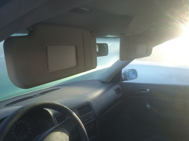 vw bora variant (1j6) del año 2001