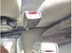 Recambio de anclaje cinturon delantero izquierdo para ford fiesta iv (ja_, jb_) 1.0 i referencia OEM IAM 1042282  