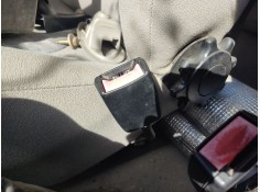 Recambio de anclaje cinturon delantero derecho para ford fiesta iv (ja_, jb_) 1.0 i referencia OEM IAM 1042281  