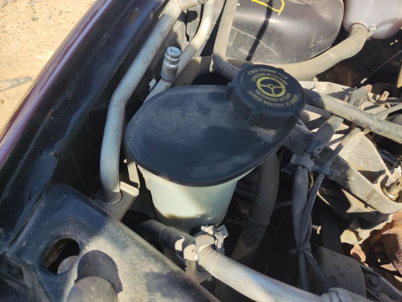 Recambio de deposito liquido direccion para ford fiesta iv (ja_, jb_) 1.0 i referencia OEM IAM 1021362  