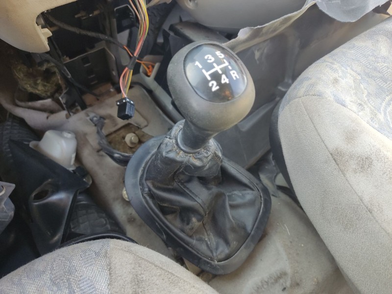 Recambio de guarnecidos palanca cambio para ford fiesta iv (ja_, jb_) 1.0 i referencia OEM IAM 1014296  