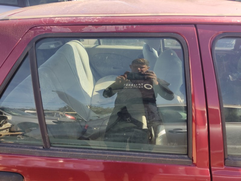 Recambio de luna trasera derecha para ford fiesta iv (ja_, jb_) 1.0 i referencia OEM IAM 1096903  