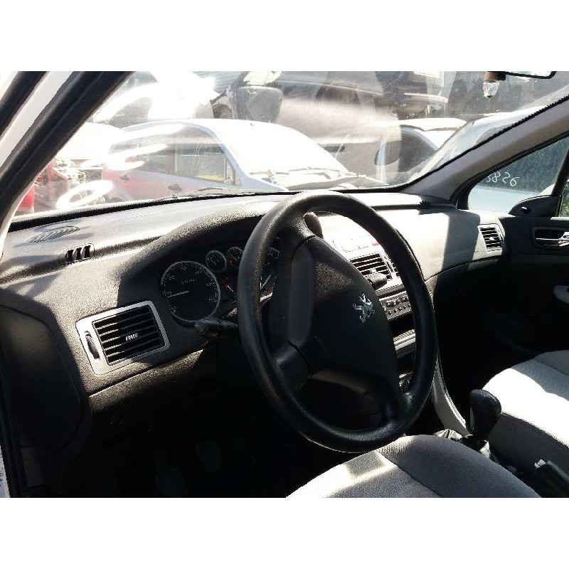 peugeot 307 (s1) 1.4 hdi   |   ... | 0 - 2005 | 68 cv / 50 kw del año 20/07/2004