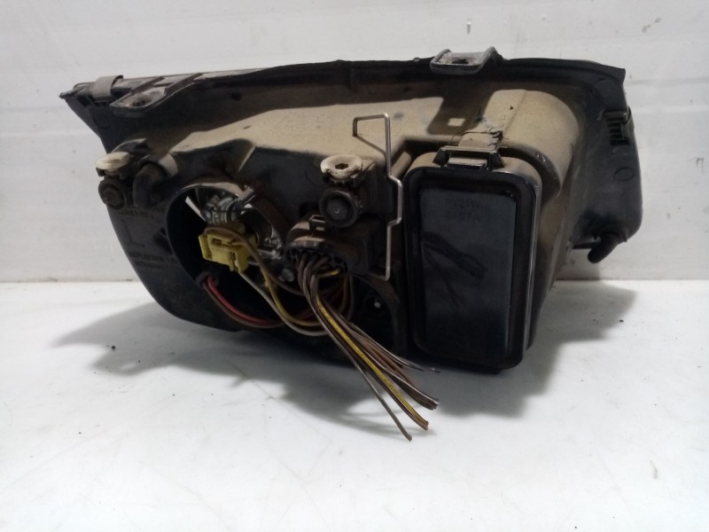 Recambio de faro izquierdo para vw bora variant (1j6) 1.9 tdi referencia OEM IAM 1J5941017BE  