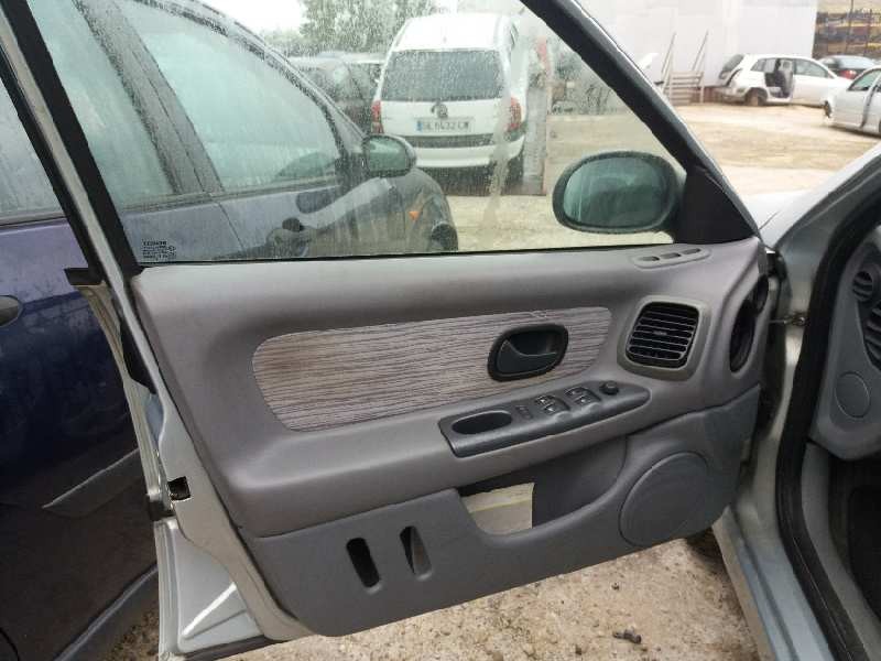 renault laguna (b56) 1.9 dci diesel cat   |   0.98 - ... | 1998 | 107 cv / 79 kw del año 1998