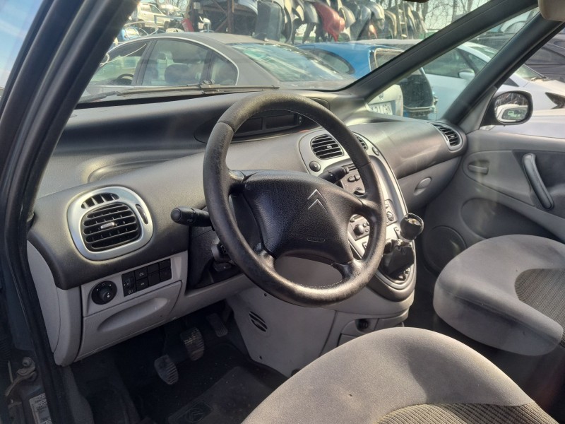 citroën xsara picasso (n68) del año 2010