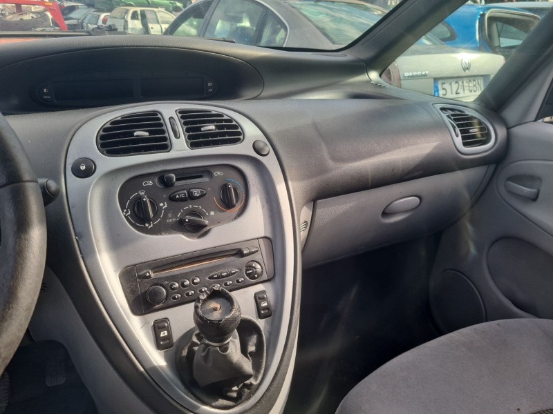 citroën xsara picasso (n68) del año 2010