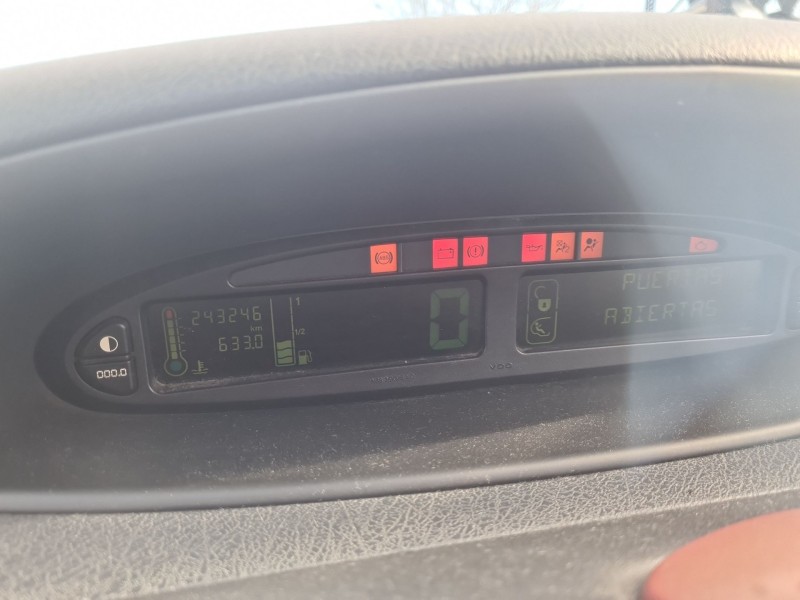 citroën xsara picasso (n68) del año 2010