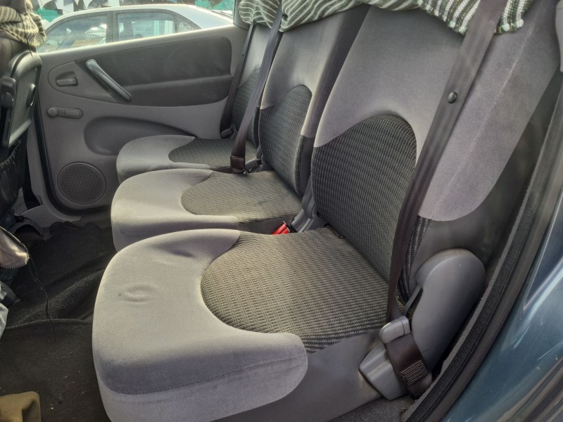 citroën xsara picasso (n68) del año 2010