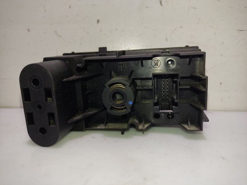 Recambio de mando luces para opel astra h (a04) 1.6 (l48) referencia OEM IAM 13100132  