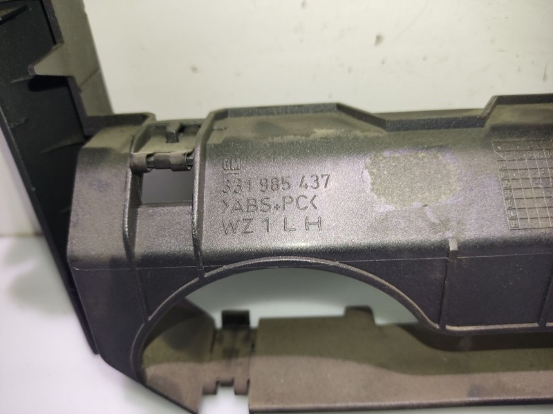 Recambio de moldura para opel astra h (a04) 1.6 (l48) referencia OEM IAM 331985437 13141091 13141085