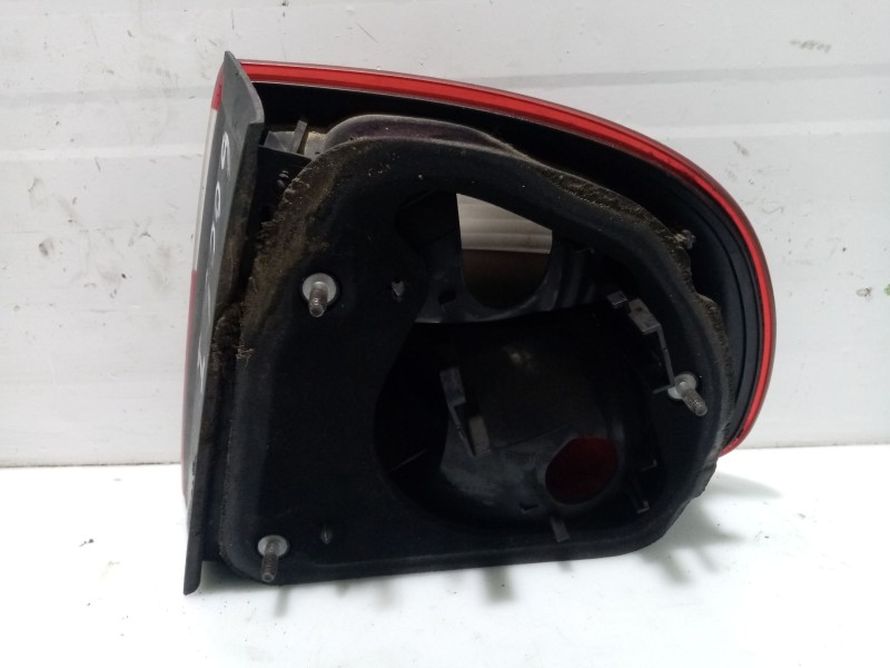 Recambio de piloto trasero izquierdo para seat toledo ii (1m2) 1.9 tdi referencia OEM IAM 1M594511101C  