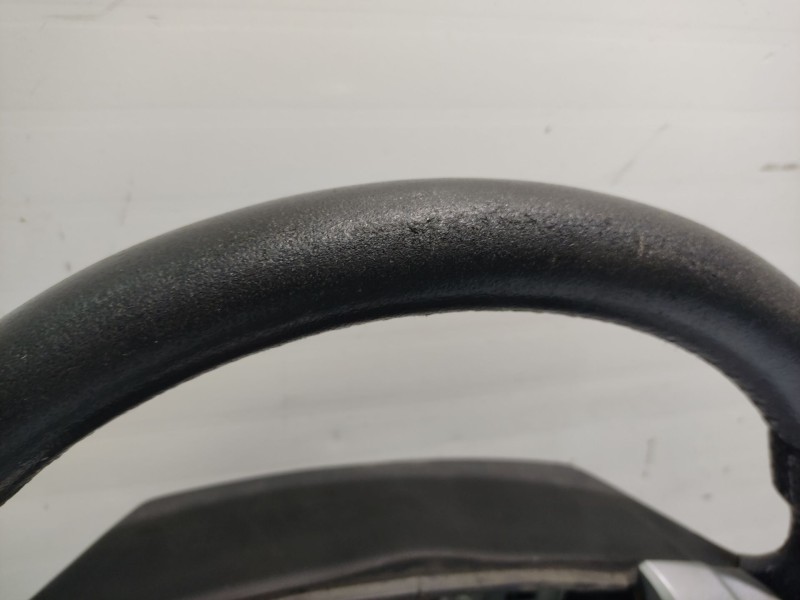 Recambio de volante para opel astra h (a04) 1.6 (l48) referencia OEM IAM 13231661  