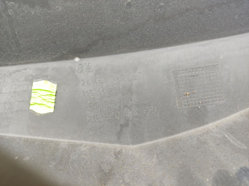 Recambio de moldura para opel astra h (a04) 1.6 (l48) referencia OEM IAM 24463382 1154682 