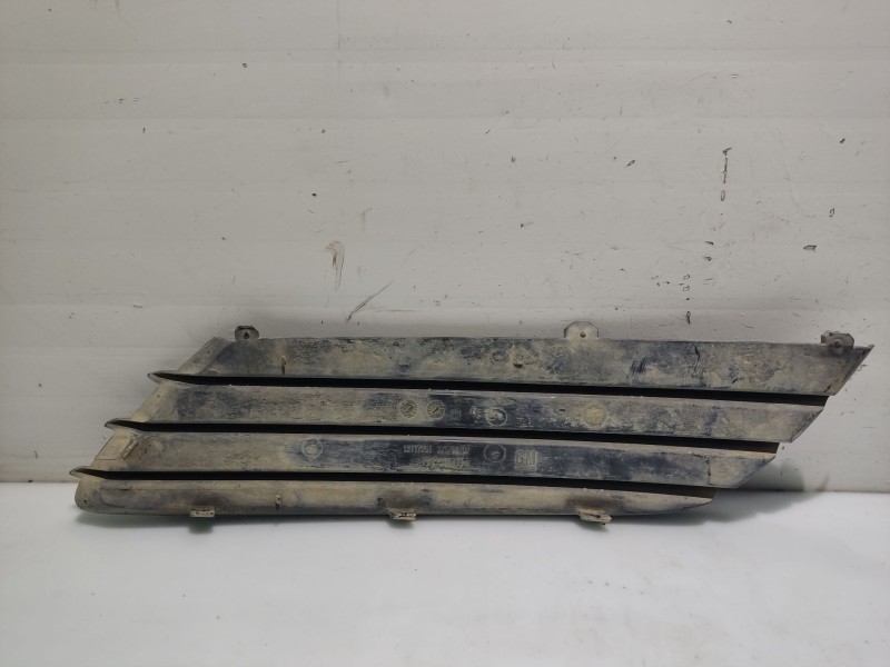 Recambio de moldura para opel astra h (a04) 1.6 (l48) referencia OEM IAM 13117251 3757768702 