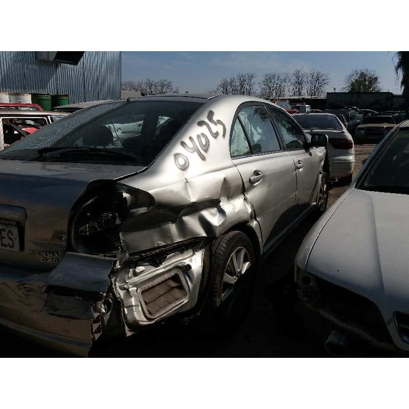 toyota avensis berlina (t25) 2.0 d-cat   |   0.03 - 0.09 | 2003 - 2009 | 116 cv / 85 kw del año 2003