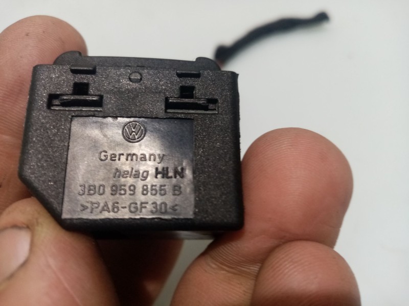Recambio de mando elevalunas trasero derecho para vw bora variant (1j6) 1.9 tdi referencia OEM IAM 3B0959855B  